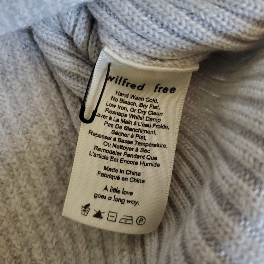 WILFRED FREE | Aritzia Asianna 100% Merino Wool Cream Turtleneck Sweater (M) - Picture 10 of 12